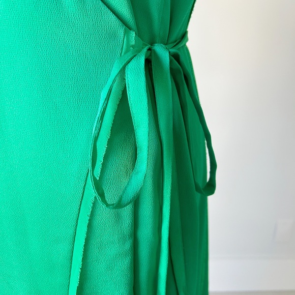 Banana Republic Green Midi Wrap Dress - Picture 4 of 9